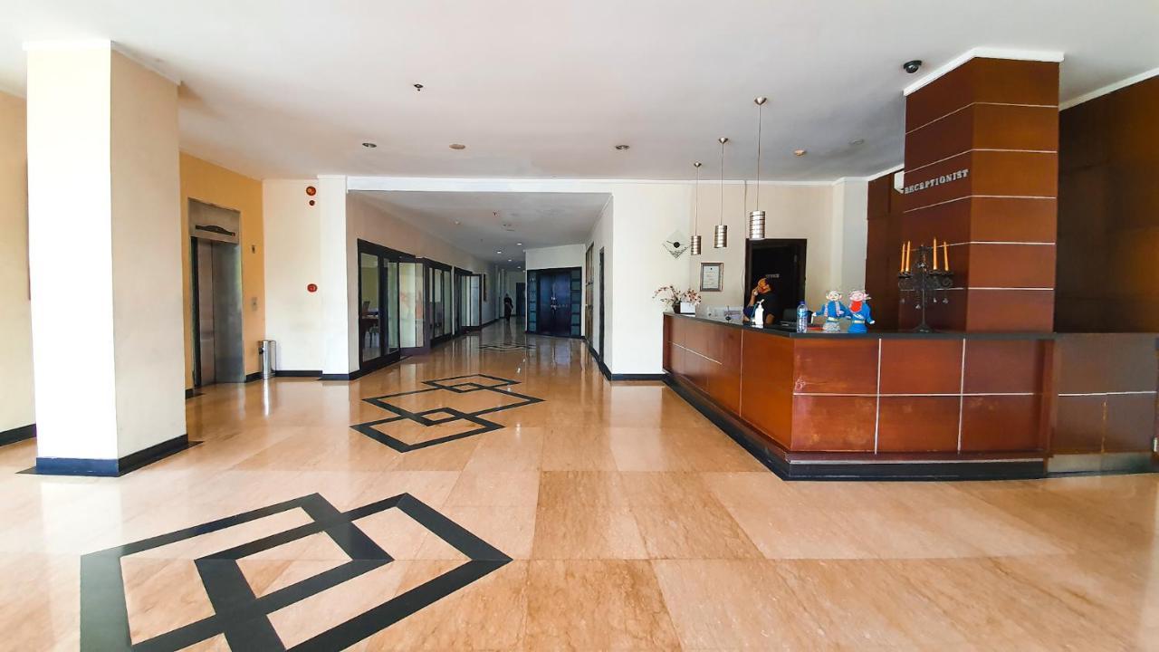 N1 Hotel Tanah Abang Giacarta Esterno foto
